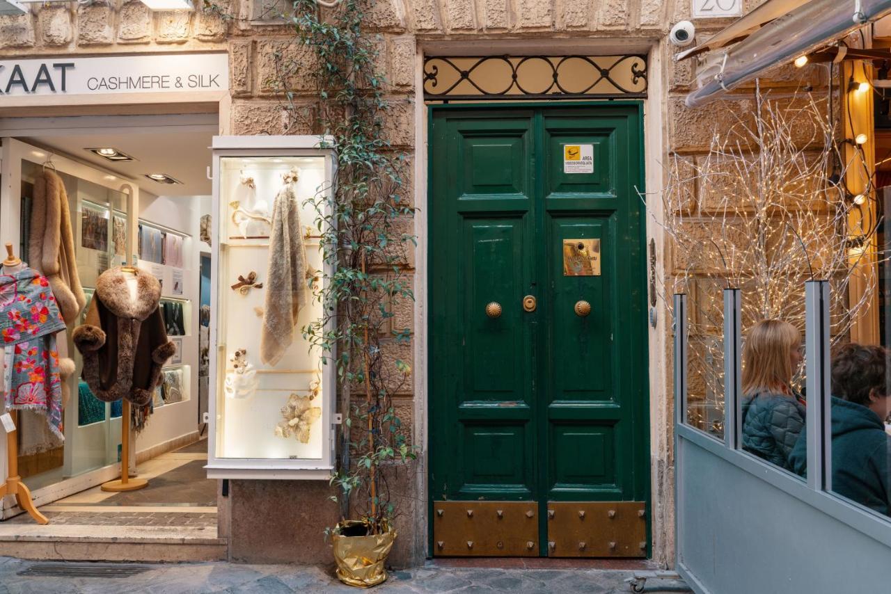 Affittacamere Locazione Turistica Via Della Croce Roma
